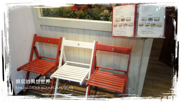 蘑菇森林義大利麵坊:【台北中山】蘑菇森林義大利麵坊超好吃墨魚麵!愛評網友滿100現折100!