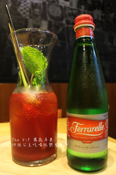 The V:F 舞蔬弄果(信義店):視覺饗宴下午茶『The V:F 舞蔬弄果』捷運大安森林公園站