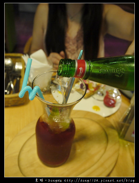 【台北食記】大安森林公園下午茶。舞蔬弄果信義店