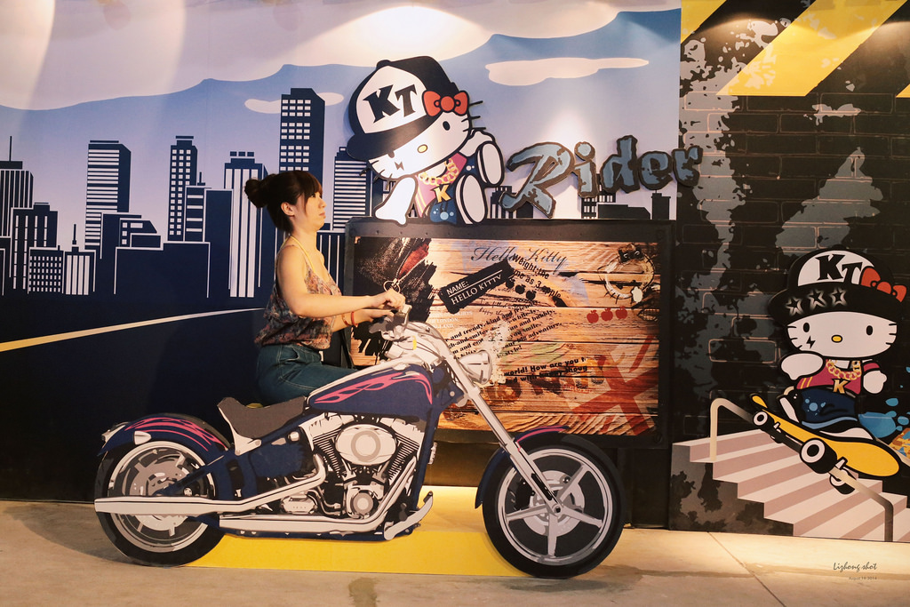 那資深凱蒂貓研究員啊！