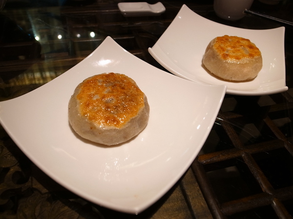 餡老滿(南港旗艦店)：<食記> 藏身辦公大樓中的豪華宮廷北京菜～視覺兼味覺饗宴阿！！！