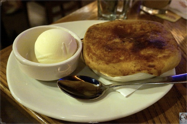 澳美客Outback Steakhouse(台北敦化店)：[試吃] 友善餐廳 澳美客牛排 outback (敦北店)~炭火烤的好滋味