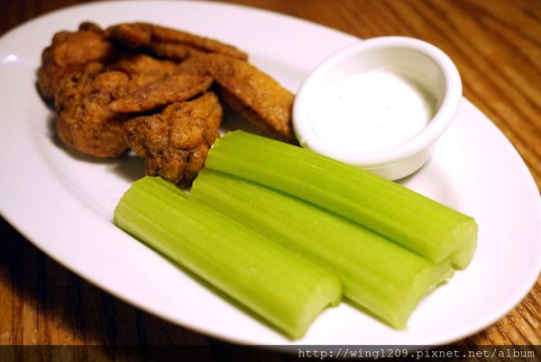 澳美客Outback Steakhouse(台北敦化店)：道地美式料理排餐。【澳美客Outback Steakhouse(台北敦化店)】