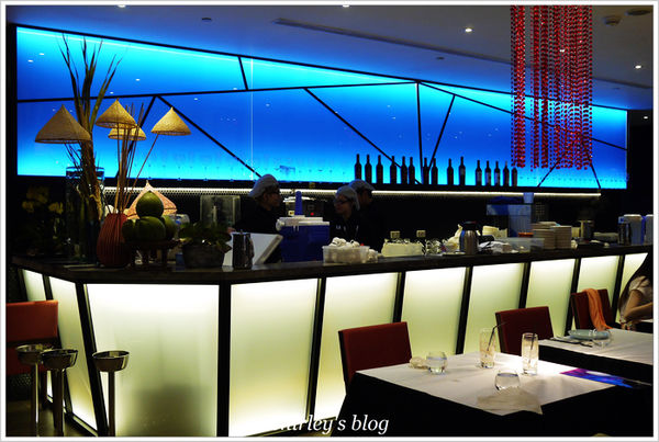 晶湯匙泰式主題餐廳(台北京站店)：晶湯匙泰式主題餐廳‧台北京站店