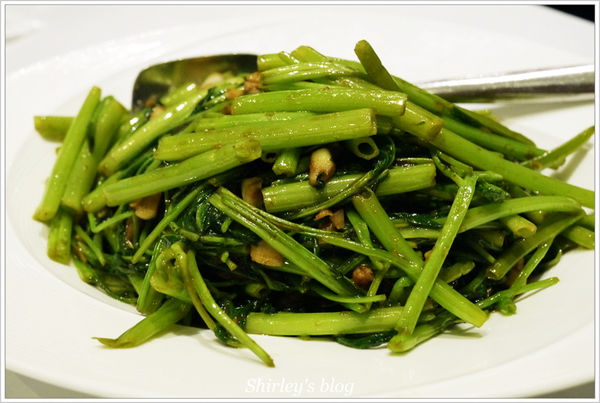 晶湯匙泰式主題餐廳(台北京站店)：晶湯匙泰式主題餐廳‧台北京站店