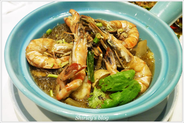 晶湯匙泰式主題餐廳(台北京站店)：晶湯匙泰式主題餐廳‧台北京站店