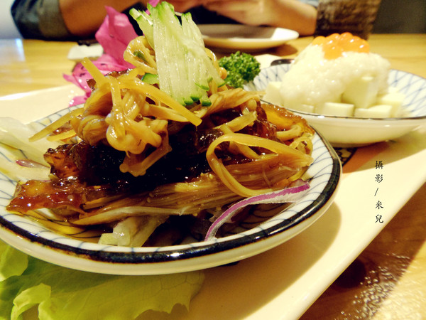 漁藏:【台北是松山區。日式海鮮】漁藏 - 海鮮料理 近南京三民 主打鮮魚料理 用料實在又新鮮