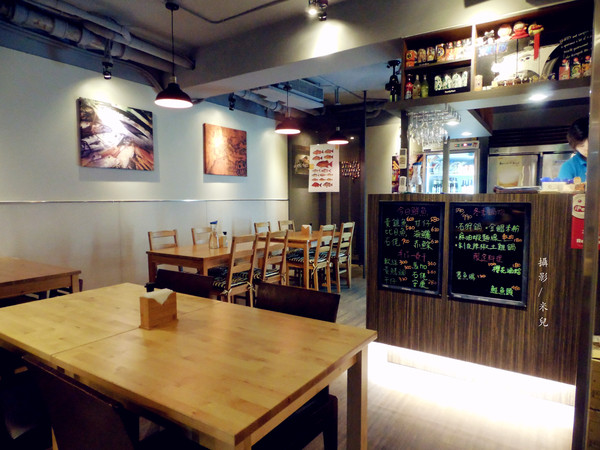 漁藏:【台北是松山區。日式海鮮】漁藏 - 海鮮料理 近南京三民 主打鮮魚料理 用料實在又新鮮