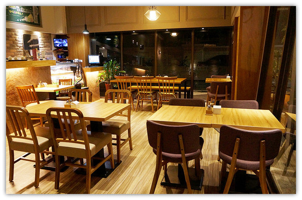 蕾香焙咖啡La Chambre Cafe:南京東路♬下班後偷閒的放鬆小時刻,巷弄裡的精緻地中海美味料理 La Chambre Café 蕾香焙咖啡輕食館