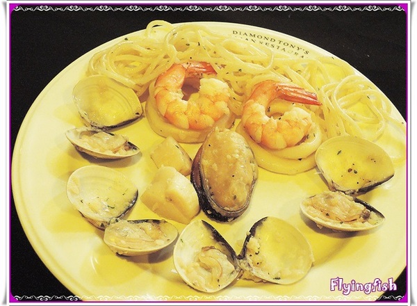 隨意鳥地方義大利菜(大直旗艦店)：<口碑券開箱文> 來去「友善餐廳」: 隨意鳥地方義大利菜(大直旗艦店) 呷好料! ↖(^ω^)↗