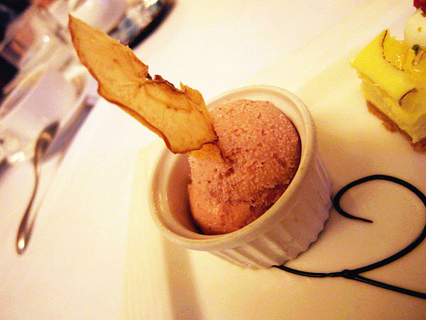 隨意鳥地方義大利菜(大直旗艦店):【大直】隨意鳥地方。連生日蛋糕都很用心