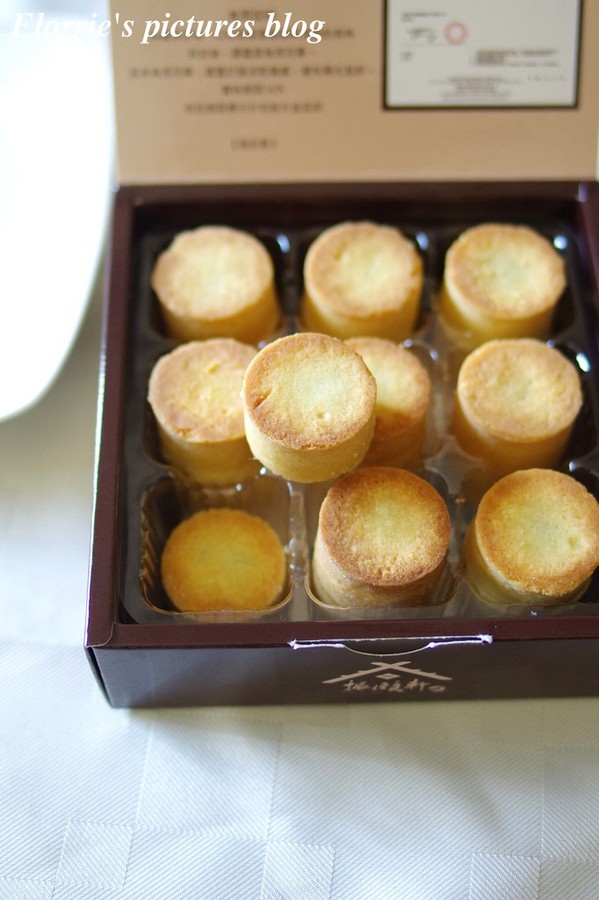 振頤軒食品：樹林美食~振頤軒--小可愛鳳梨酥~小小一顆，一口一個剛剛好