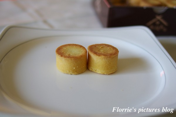 振頤軒食品：樹林美食~振頤軒--小可愛鳳梨酥~小小一顆，一口一個剛剛好