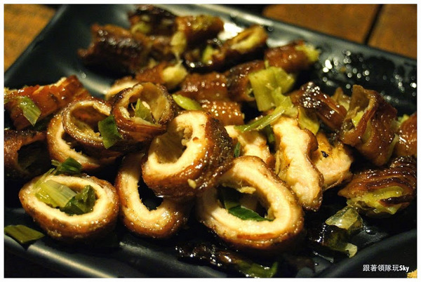 老厝1933 燒烤：隱藏版三合院排隊燒烤【 老厝1933 燒烤】(食尚玩家推薦)