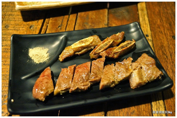 老厝1933 燒烤：隱藏版三合院排隊燒烤【 老厝1933 燒烤】(食尚玩家推薦)