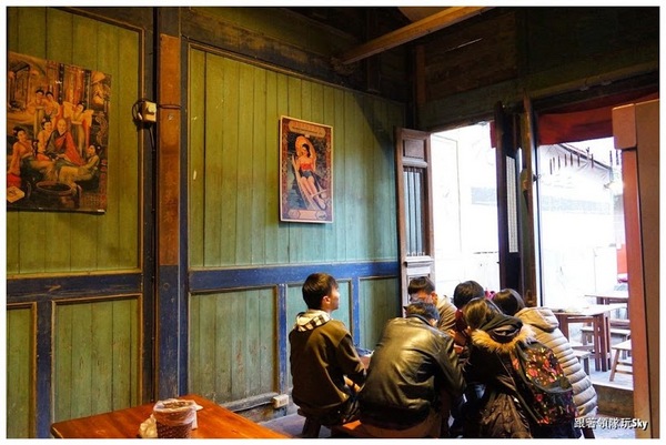 老厝1933 燒烤：隱藏版三合院排隊燒烤【 老厝1933 燒烤】(食尚玩家推薦)