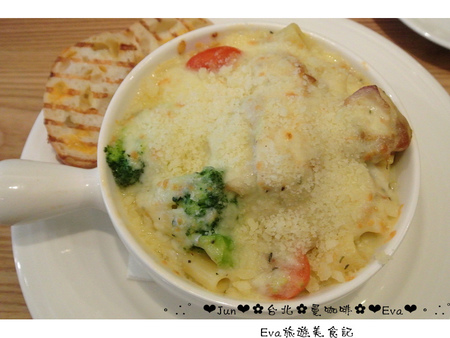 Famonn Coffee．曼咖啡：【食記－OpenRice特派員】oO。台北 松山區 光復北店 曼咖啡Famonn   份量適合分享，吃的極飽的曼咖啡，轉型啦！。o○。