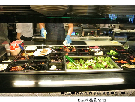 Famonn Coffee．曼咖啡：【食記－OpenRice特派員】oO。台北 松山區 光復北店 曼咖啡Famonn   份量適合分享，吃的極飽的曼咖啡，轉型啦！。o○。