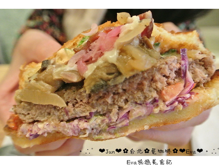 Famonn Coffee．曼咖啡：【食記－OpenRice特派員】oO。台北 松山區 光復北店 曼咖啡Famonn   份量適合分享，吃的極飽的曼咖啡，轉型啦！。o○。