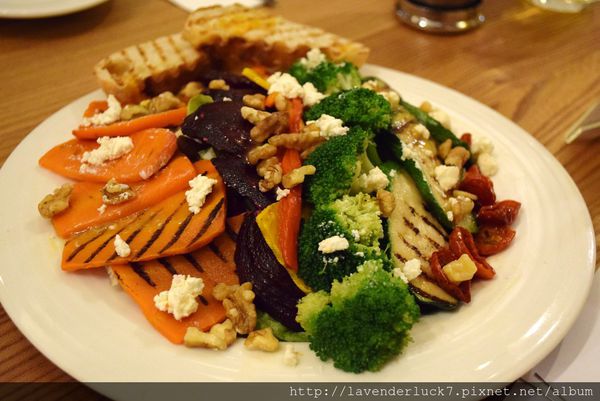 Famonn Coffee.曼咖啡:☆曼咖啡台北光復北店 13道菜攻略!!