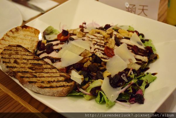 Famonn Coffee.曼咖啡:☆曼咖啡台北光復北店 13道菜攻略!!