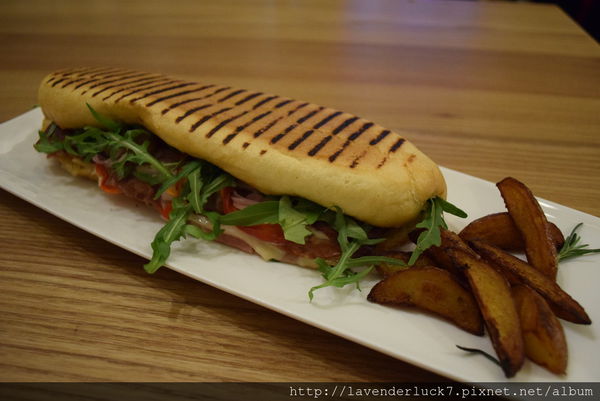 Famonn Coffee.曼咖啡:☆曼咖啡台北光復北店 13道菜攻略!!