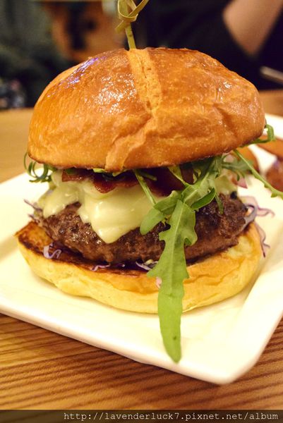 Famonn Coffee.曼咖啡:☆曼咖啡台北光復北店 13道菜攻略!!