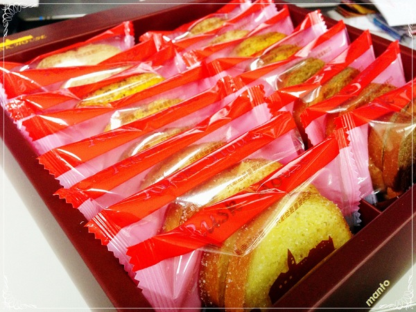 拉奇克工坊:〞發送網〞 拉奇克工坊 <綜合瓦克禮盒> 下午茶的好選擇