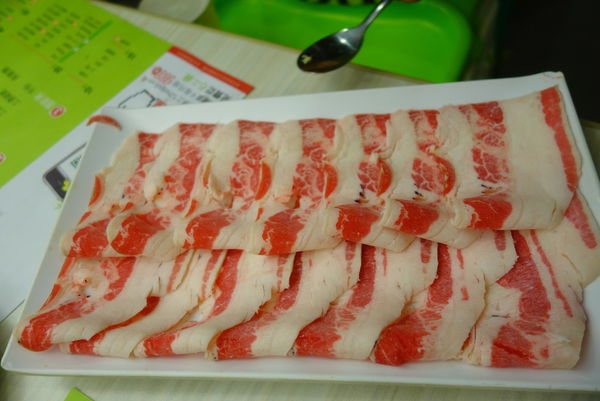 石二鍋(新店店):石二鍋 ~ 排隊也要吃的平價火鍋 - 捷運大坪林站