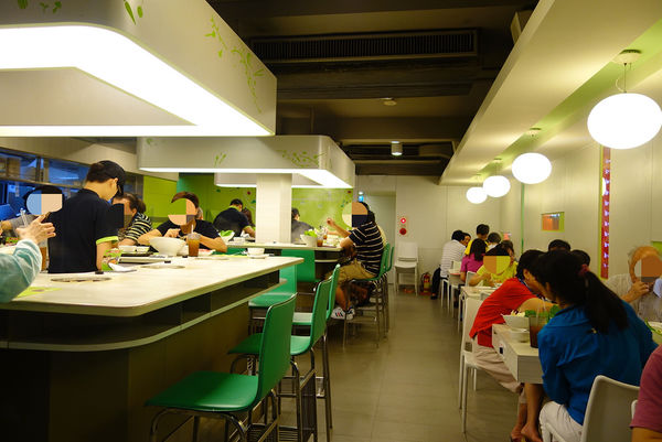 石二鍋(新店店):石二鍋 ~ 排隊也要吃的平價火鍋 - 捷運大坪林站