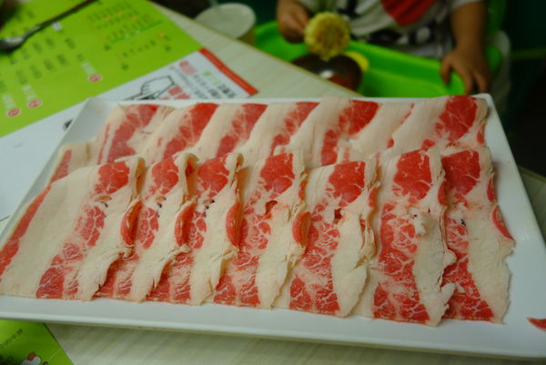 石二鍋(新店店):石二鍋 ~ 排隊也要吃的平價火鍋 - 捷運大坪林站