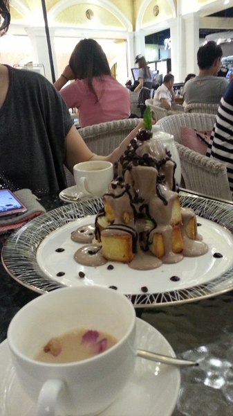 Perfume Dance 跳舞香水(板橋店):megacity 板橋大遠百~Perfume Dance跳舞香水~黑磚巧克力