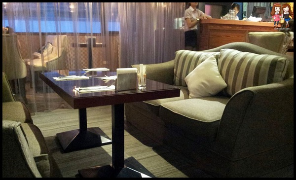 979615_525992507454713_110530907_n