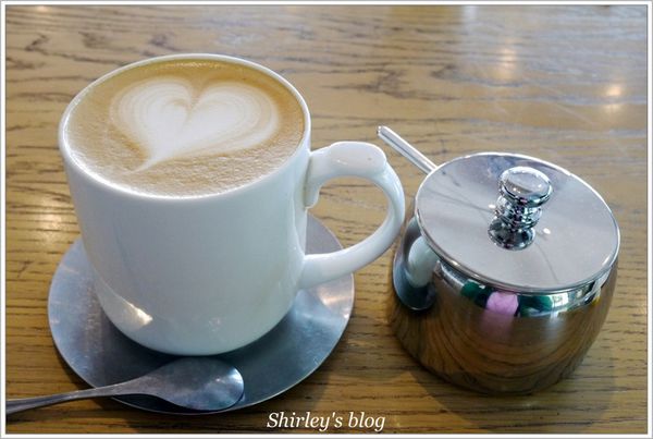 LA VILLA：LA VILLA(淡水店)