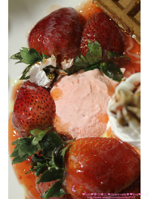 Oyami cafe:【食記】oO。。台北 西門町 Oyami cafe 超有鄉村田野風格的餐廳!而且~焗烤飯牽絲牽的好魂牽夢縈!!。o○。