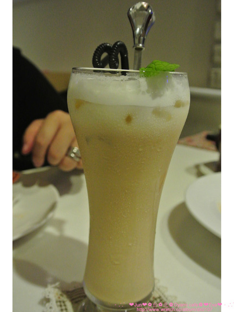 Oyami cafe:【食記】oO。。台北 西門町 Oyami cafe 超有鄉村田野風格的餐廳!而且~焗烤飯牽絲牽的好魂牽夢縈!!。o○。