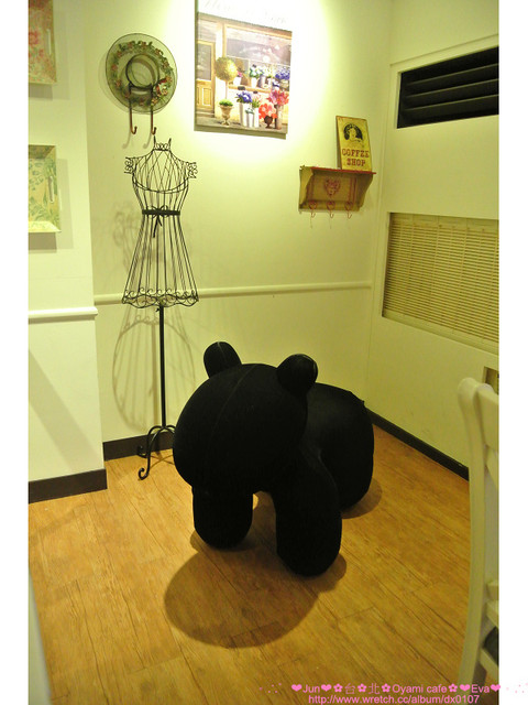 Oyami cafe:【食記】oO。。台北 西門町 Oyami cafe 超有鄉村田野風格的餐廳!而且~焗烤飯牽絲牽的好魂牽夢縈!!。o○。