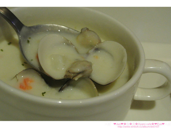 Oyami cafe:【食記】oO。。台北 西門町 Oyami cafe 超有鄉村田野風格的餐廳!而且~焗烤飯牽絲牽的好魂牽夢縈!!。o○。