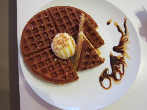 Oyami cafe:好看、好吃更好拍的"Oyami cafe"食記