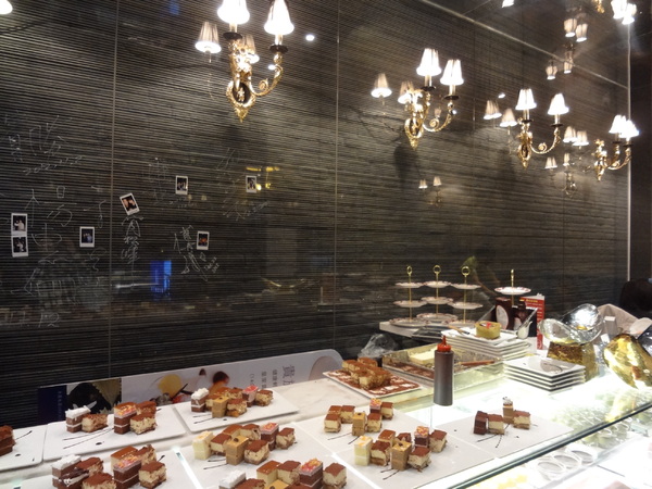 天鼎鍋の店(天母店):~ 口碑券體驗 ~ 天鼎塔吉蒸煮鍋專門店(天母店)