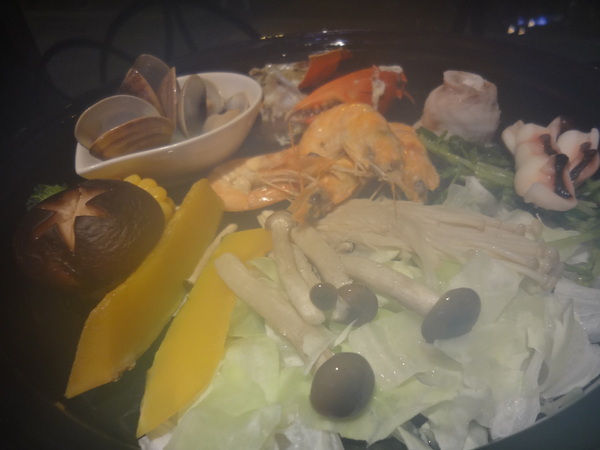 天鼎鍋の店(天母店):~ 口碑券體驗 ~ 天鼎塔吉蒸煮鍋專門店(天母店)