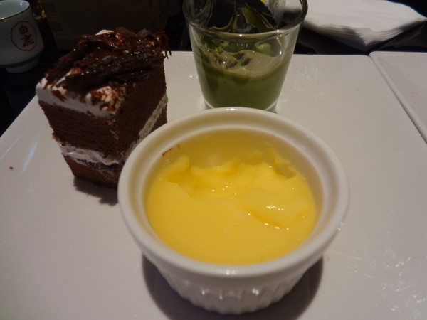 天鼎鍋の店(天母店):~ 口碑券體驗 ~ 天鼎塔吉蒸煮鍋專門店(天母店)