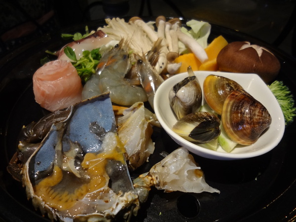 天鼎鍋の店(天母店):~ 口碑券體驗 ~ 天鼎塔吉蒸煮鍋專門店(天母店)