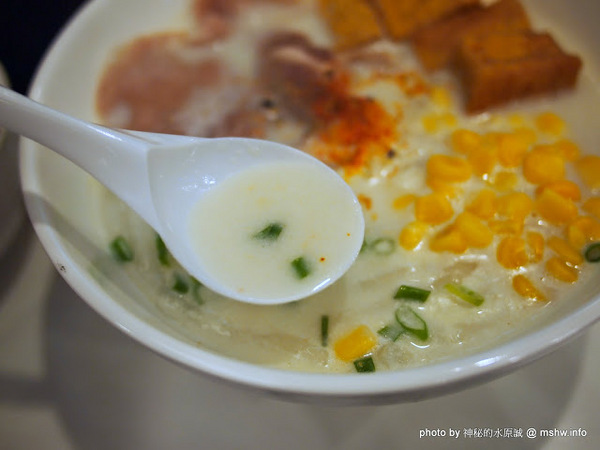 凱撒盒子日式洋食專賣店(台中美村店)：【食記】台中Caesarbox 凱撒盒子日式洋食專賣店@西區草悟道BRT科博館 : 享受美味無負擔,平價也能吃到真材實料,清爽不膩的輕食選擇!