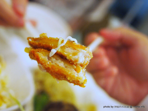 凱撒盒子日式洋食專賣店(台中美村店)：【食記】台中Caesarbox 凱撒盒子日式洋食專賣店@西區草悟道BRT科博館 : 享受美味無負擔,平價也能吃到真材實料,清爽不膩的輕食選擇!