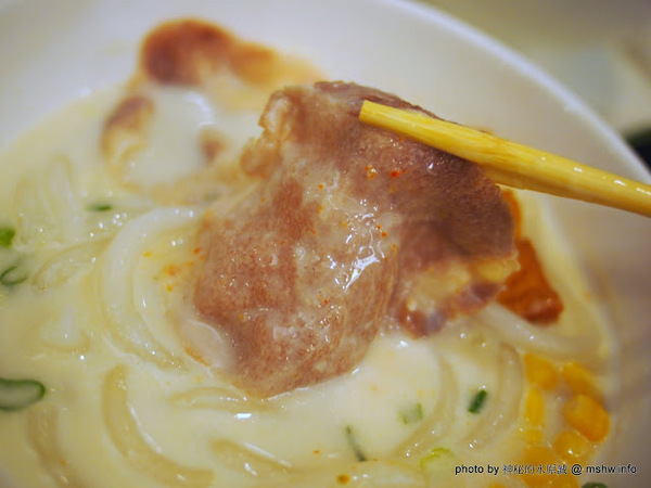 凱撒盒子日式洋食專賣店(台中美村店)：【食記】台中Caesarbox 凱撒盒子日式洋食專賣店@西區草悟道BRT科博館 : 享受美味無負擔,平價也能吃到真材實料,清爽不膩的輕食選擇!