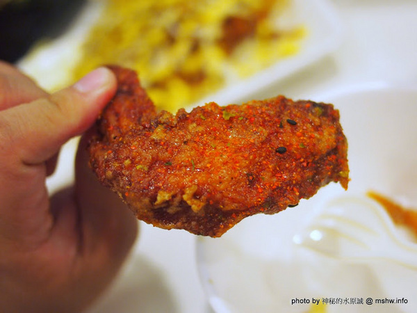 凱撒盒子日式洋食專賣店(台中美村店)：【食記】台中Caesarbox 凱撒盒子日式洋食專賣店@西區草悟道BRT科博館 : 享受美味無負擔,平價也能吃到真材實料,清爽不膩的輕食選擇!