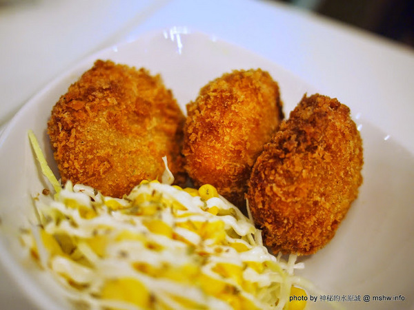 凱撒盒子日式洋食專賣店(台中美村店)：【食記】台中Caesarbox 凱撒盒子日式洋食專賣店@西區草悟道BRT科博館 : 享受美味無負擔,平價也能吃到真材實料,清爽不膩的輕食選擇!