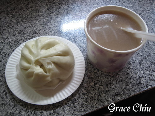 妙口肉包 迪化街肉包 迪化街四神湯 迪化街小吃 大稻埕小吃 迪化街美食 大稻埕美食