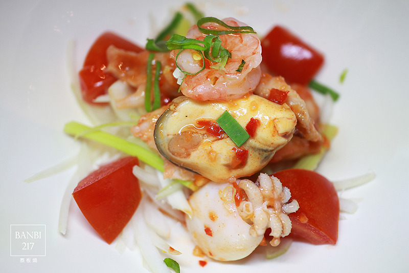 Banbi217 美食旅遊: 泰板燒 泰式料理結合鐵板燒 (捷運信義線大安森林公園站餐廳)